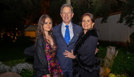  Vero Aguirre, Alberto Aguirre y Verónica Balbontín.