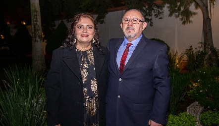  Maribel Ledezma y Mauro Olvera.