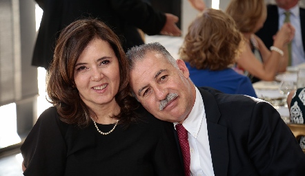  Marcela Millán y Francisco Correa.