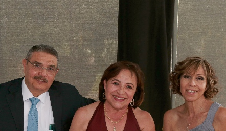  Luis Manuel Ponce, Lucero González y Luz María Acosta.
