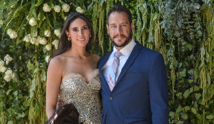  Adriana Vázquez y Miguel Obregón.