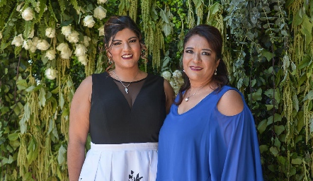  Carolina González y Carolina Carrillo.