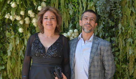  Luz Gabriel González y César Armando García.