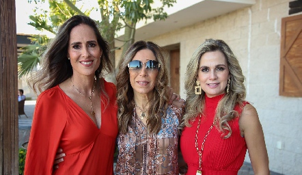 Adriana Pedroza, Anna Astrid Navarro y Paty Ruiz.