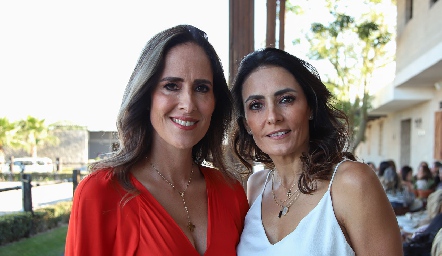  Adriana Pedroza y Claudia Artolózaga.