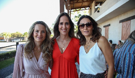  Karina Vita, Adriana Pedroza y Claudia Artolózaga.