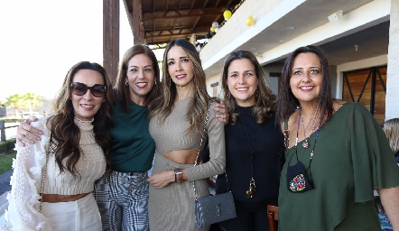  Erika Ramírez, Vero Abaroa, Liliana Soto, Claudia Villa y Omayra Escandon.