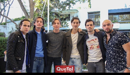  César Flores, Sebastián Martínez, Rodrigo Navarro, Santiago Rodríguez, Jero Gómez y Guillermo Pizzuto.