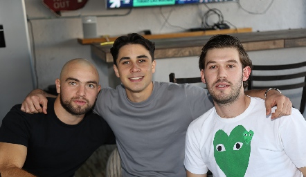 Guillermo Pizzuto, Marcelo Reverte y Oscar Mendizábal.