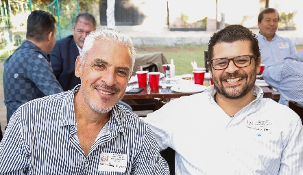  José Godínez y Héctor González.