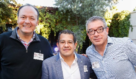  Armando Haro, Rafael Ochoa y Andrés Rosillo.