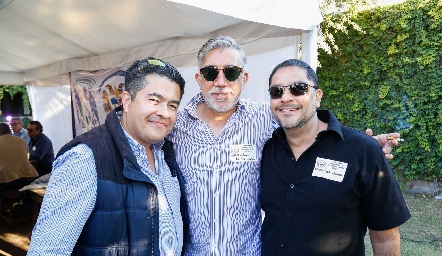  Alejandro Ávila, Antonio de los Santo y Leo Ochoa.