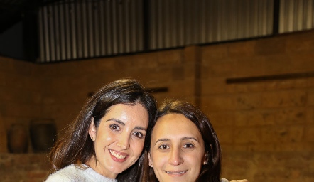  Eli Kury y Cristina Martínez.