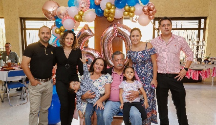  Cristina y su familia.