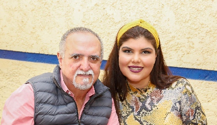  Alejandro Acebo y Monica Acebo.