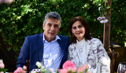 Julio y Luchi Castelo.