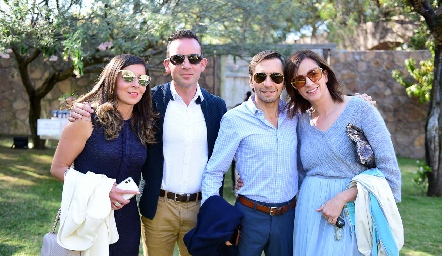 Karla Sarquis, José Miguel Conde, Mateo Conde y Alejandra Güemes.