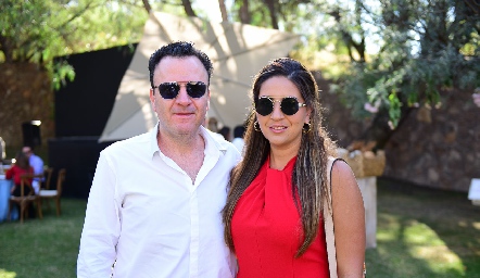 Eduardo Martínez y Blanca Cantú.
