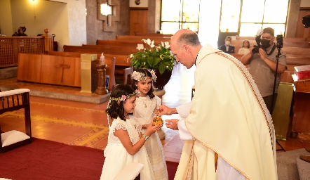 Primera Comunión de Carlota y Xaviera Lebrija.