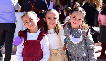 Inés, Camila y Fernanda.
