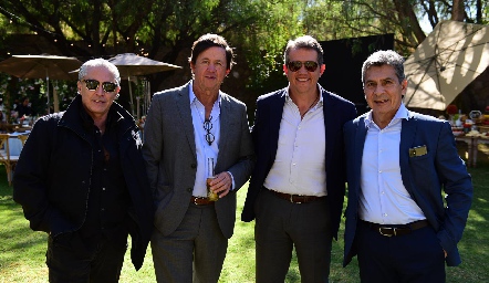 Gerardo Serrano, Chato López, Manuel Rodríguez y Julio Castelo.
