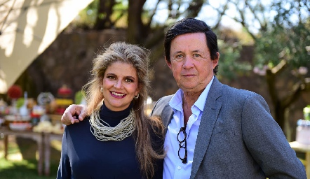 Lourdes y Chato López.