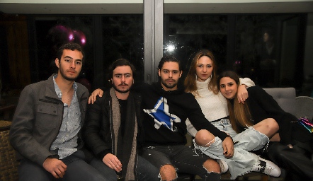 Mario Siller, Mateo Guerra, Guillermo de Alba, Ale Alessi y Chiara Pizzuto.