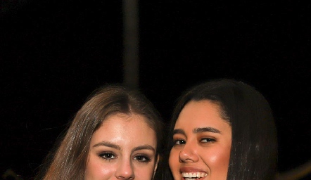 Paulina Mebius y Mónica Estrada.
