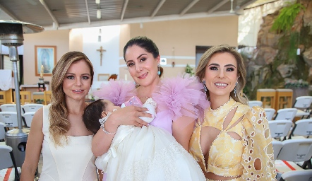 Caro Castillo, Pupi Torrescano, Rania Díaz y Claudia Oliva.