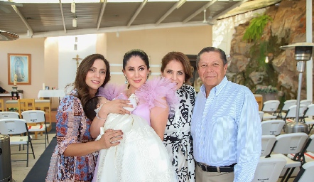 Fernanda Torrescano, Pupi Torrescano, Rania Díaz, María Eugenia Anaya y Juan Torrescano.