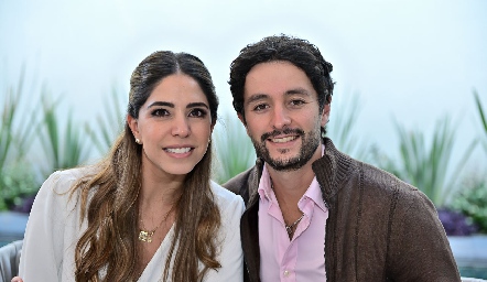  Adriana Estrada y Juan Carlos Dibildox.