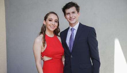  Flor Alvarado y Carlos González.