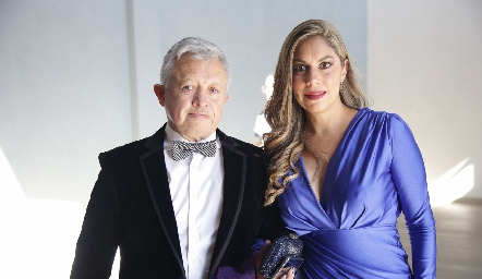  Luis Octavio Vallejo e Ivette de Vallejo.