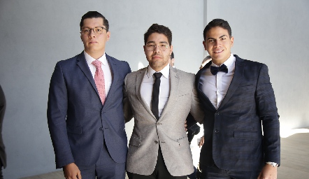  Leonardo Ayala, Imanol García y Luis García.