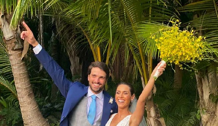  Santiago Gaviño Valladares y Daniela Villarreal Reynoso ya son esposos.