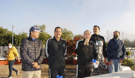 Toño Aguilar, Alberto Kasis, Presidente del Depor y Enrique Galindo, Presidente Municipal de San Luis.