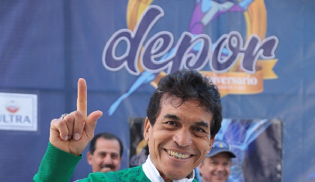  Abel Monsiváis.