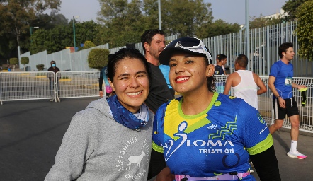  Carla Ramírez y Beatriz Acevedo.