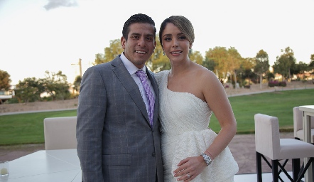  Héctor Rueda y María Hernández ya son esposos.