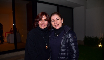 Lucero Motilla y Cristina Pérez.