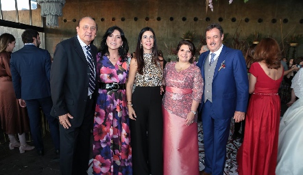  Ricardo Medina, Carolina Aguilar, Mariela Almazán, Bertha Navarro y Arturo Zapata.