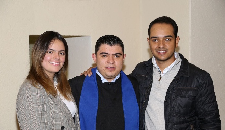  Paulina, Mauricio y Gerardo Machinena.