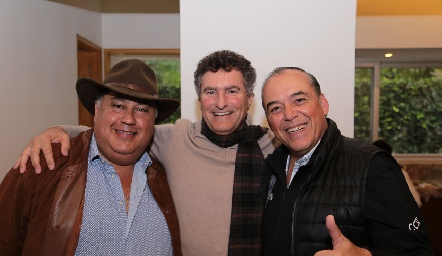  Chapo Torres, Jorge Gómez y Johan Werge.