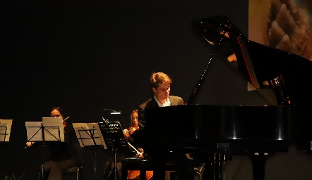  Concierto de Vladimir Petrov.