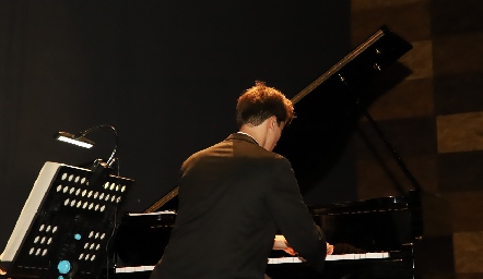  Concierto de Vladimir Petrov.