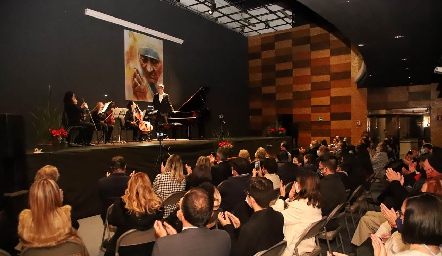  Concierto de Vladimir Petrov.