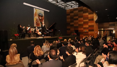  Concierto de Vladimir Petrov.