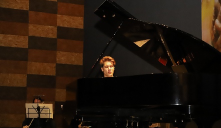  Concierto de Vladimir Petrov.