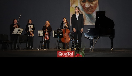  Concierto de Vladimir Petrov.