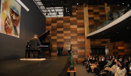  Concierto de Vladimir Petrov.